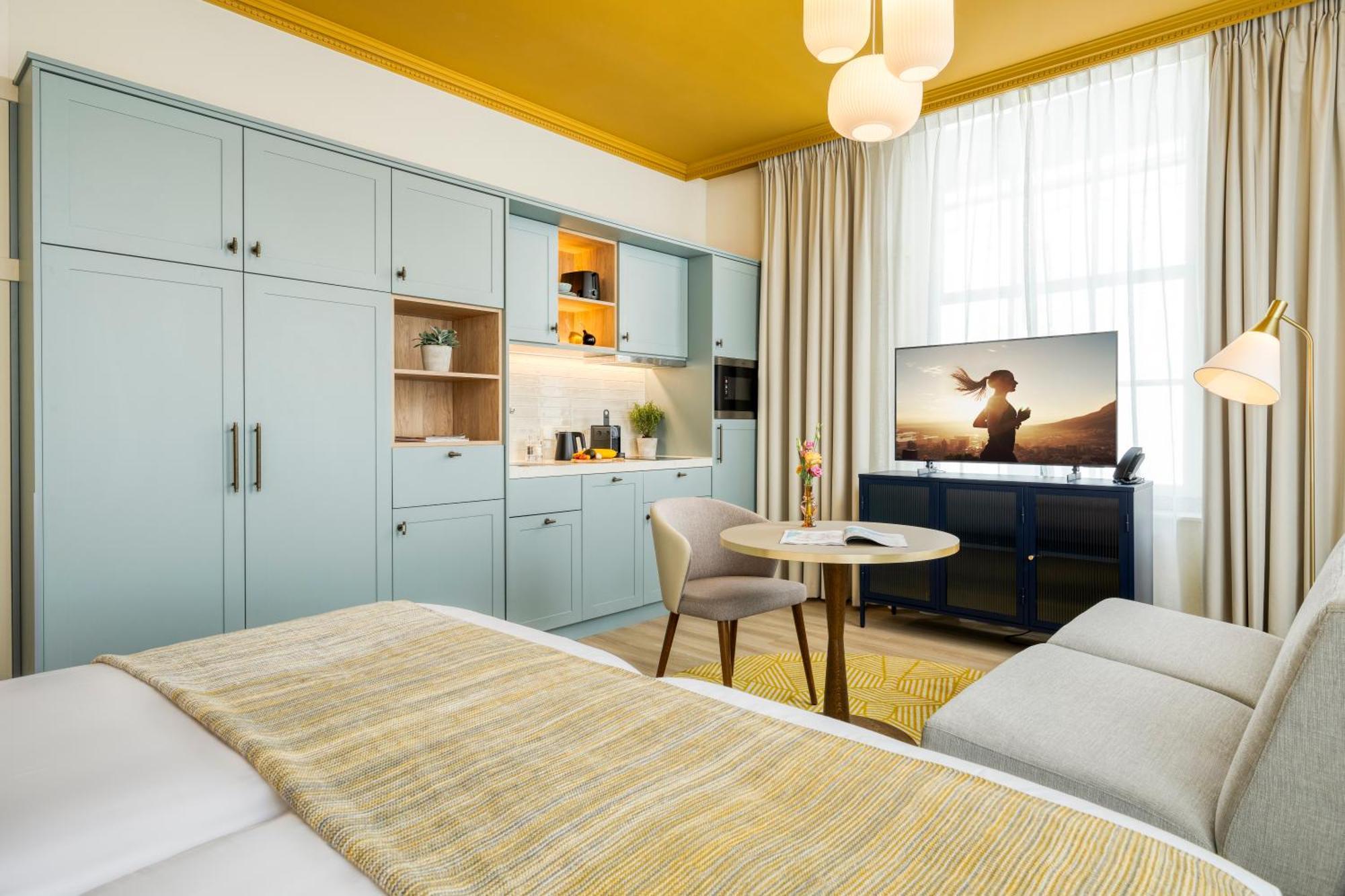 Citadines Canal Amsterdam Room photo